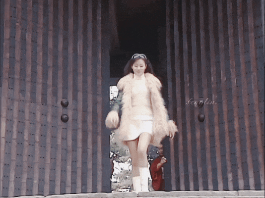 她42寸的大长腿,是我的整个青春啊|万绮雯|马小玲|港片_新浪新闻