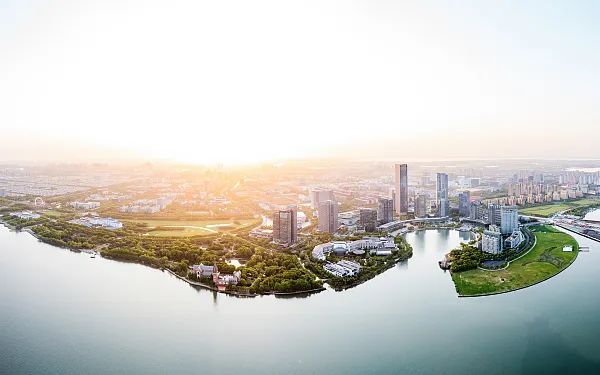 长三角经济总量_实现突破!2023年长三角区域经济总量破30万亿元