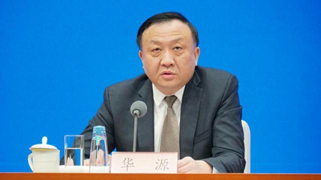 上海市副市长华源 澎湃新闻记者 周頔 摄