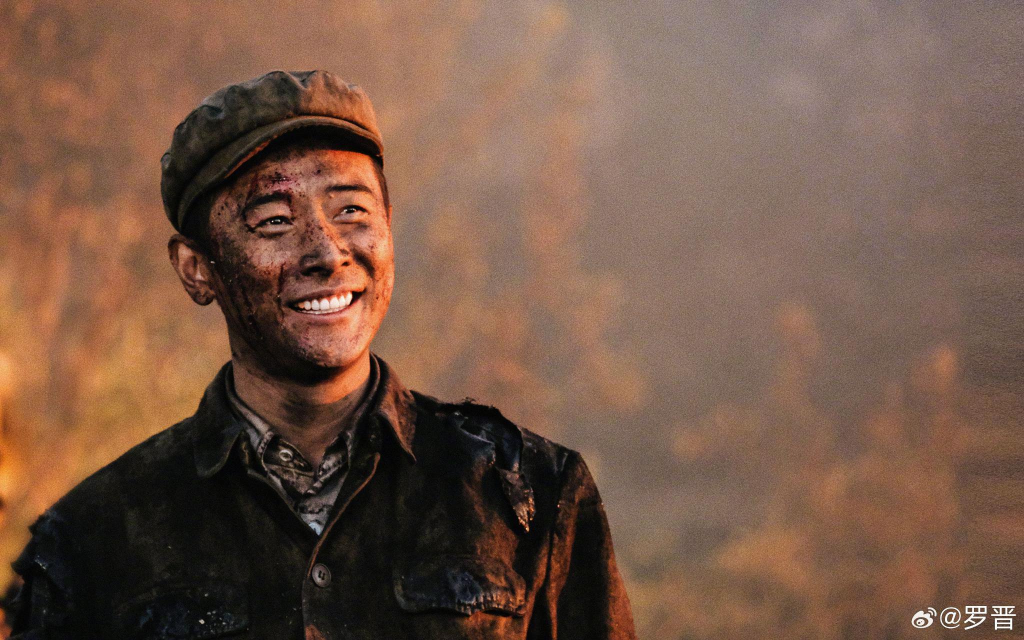 《偵察英雄》收官，主演羅晉發文「很榮幸與你一起經歷生死抉擇」 - 新浪香港