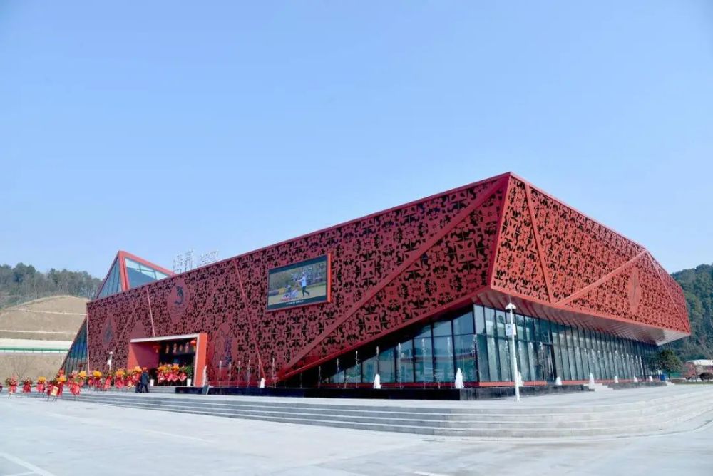 宜昌首个"五星级"服务区,在猇亭迎客!