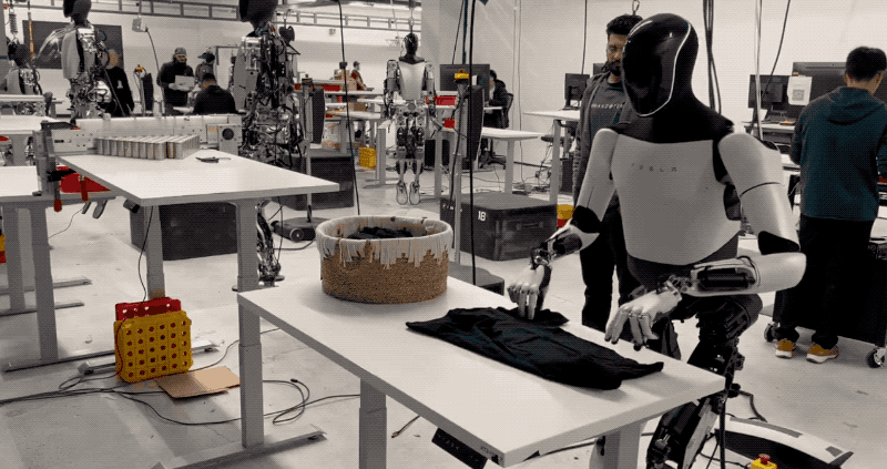 ▲特斯拉Optimus Gen 2（来源：X）