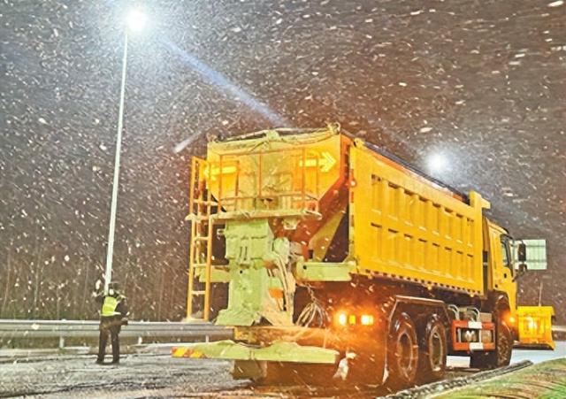 公路,铁路,民航等部门多举措应对低温雨雪冰冻天气