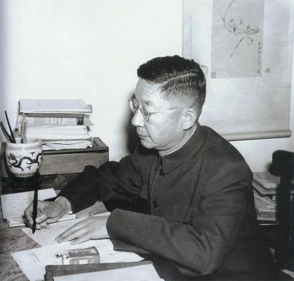 51龙凤茶楼论坛网北京探秘，老字号茶楼的数字化新生揭秘