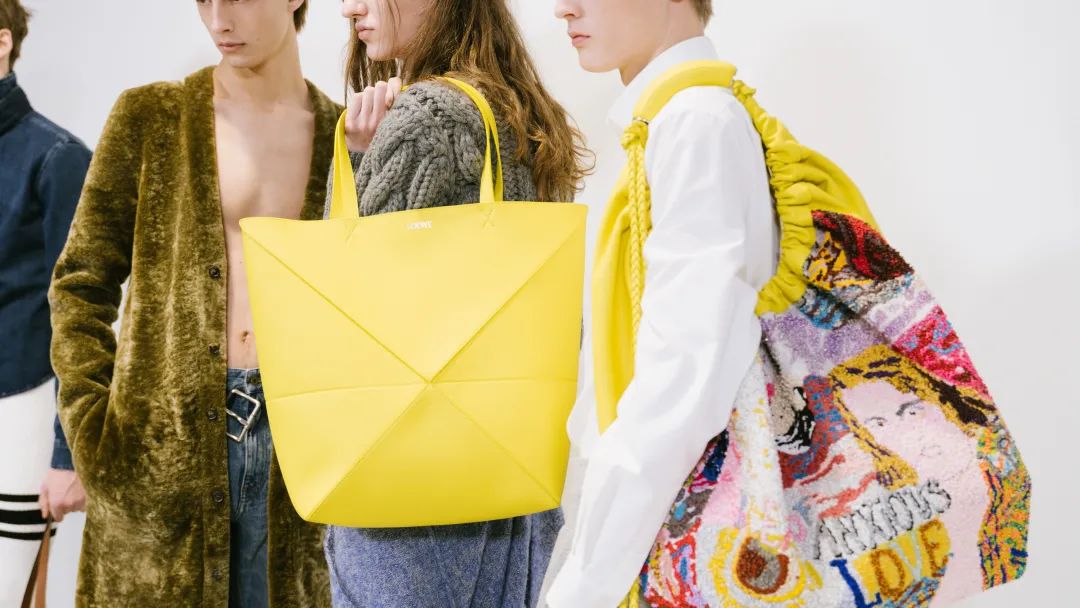 lv老板重夺全球首富,有它一份功|罗意威_新浪财经