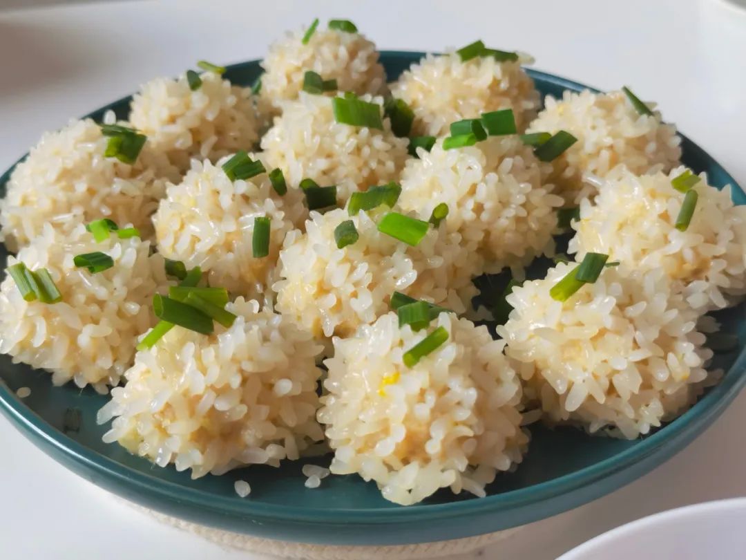 珍珠圆子&nbsp;| 图片来自豆果美食@peddingcell&nbsp