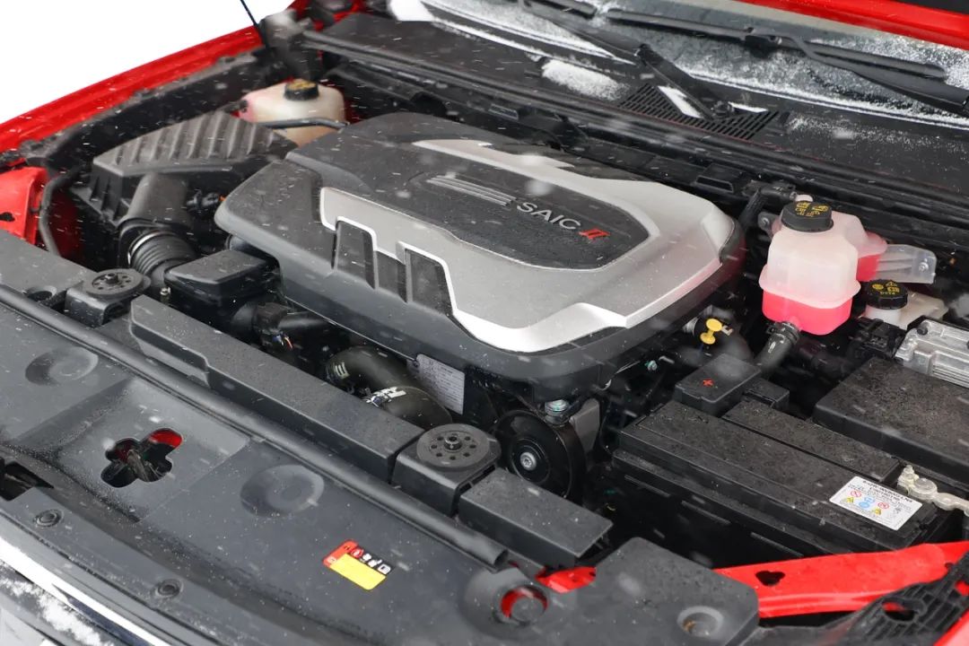 星际h能有如此出色的性能表现,离不开上汽π 2.