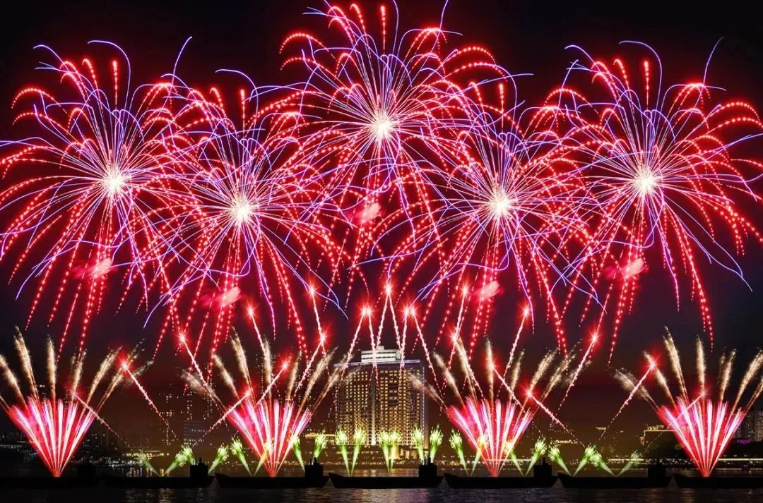 烟花效果图,具体请以实际燃放为准