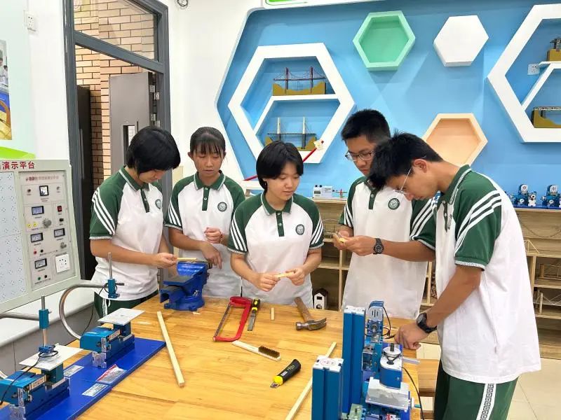 扩优提质|广州市培英中学:拔尖创新人才培养,促进学生全面发展|中学