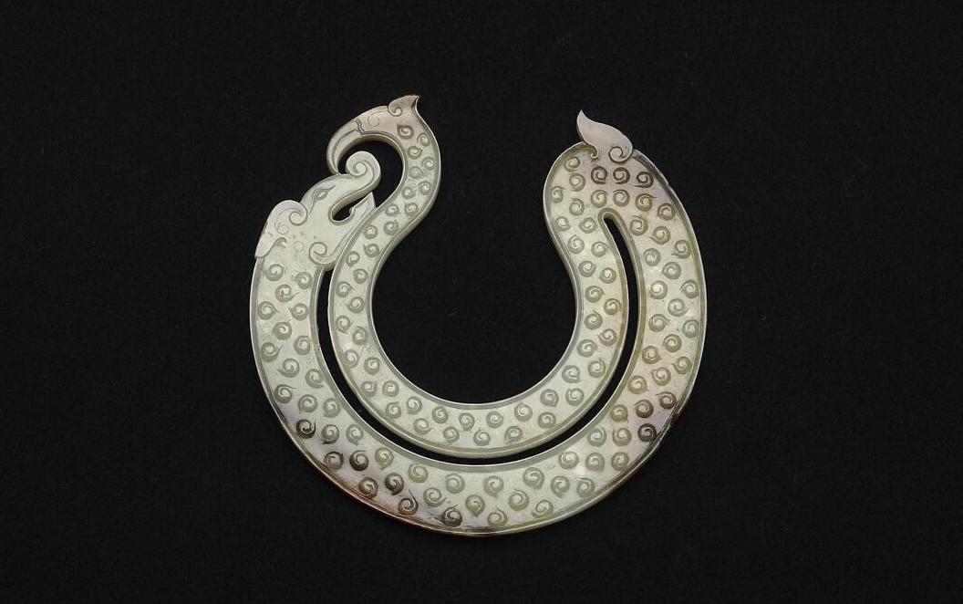 玉龙凤纹佩 明 台北故宫博物院藏