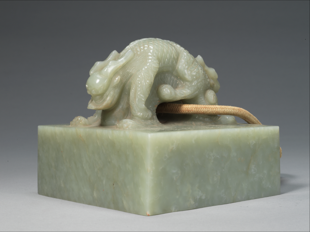 青玉龙角纽"讨罪安民之宝" 清乾隆 故宫博物院藏玉十二生肖(龙) 清