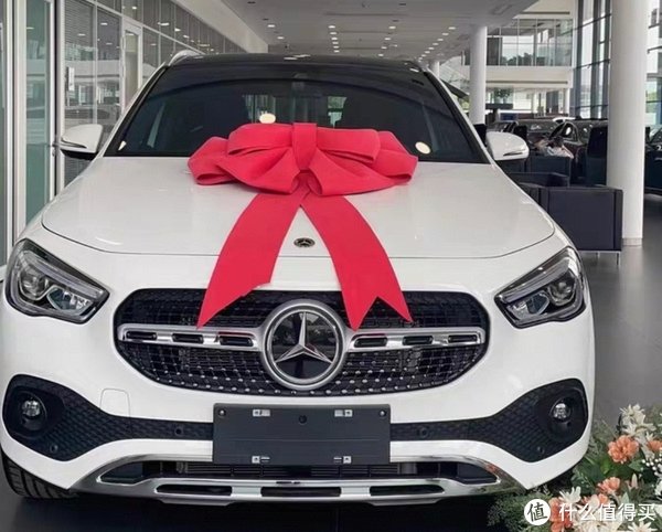 新浪汽车>汽车看点>自媒体>正文> gla220,指导价31.