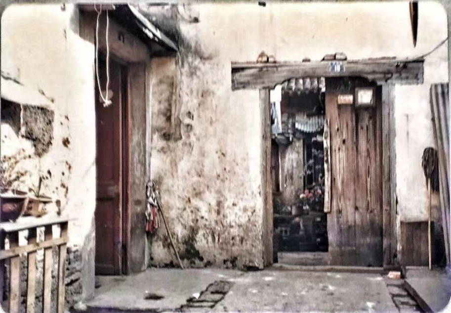 杭州三官巷深处的外婆家。