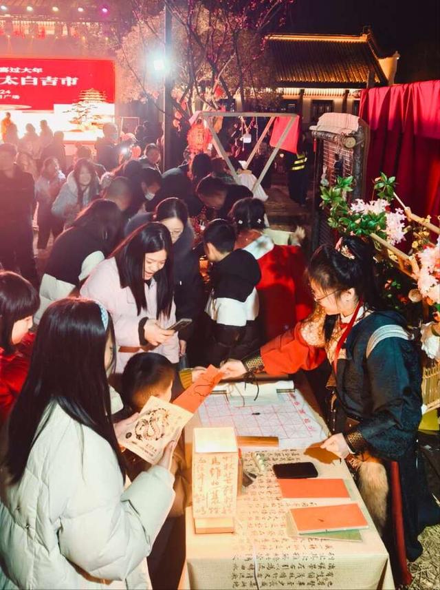 活动现场场景.主办方,承办方供图