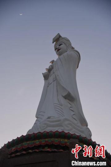 浙江象山东门岛妈祖像. 中新网记者 范宇斌 摄