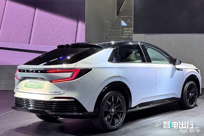 本田4s店新跨界车4月上市比型格更大更漂亮你喜欢吗