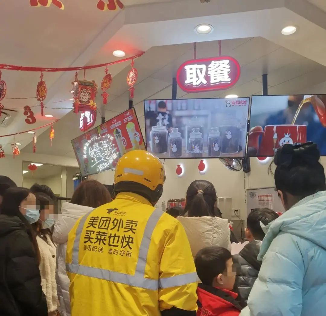 县城骑手,年入10万?