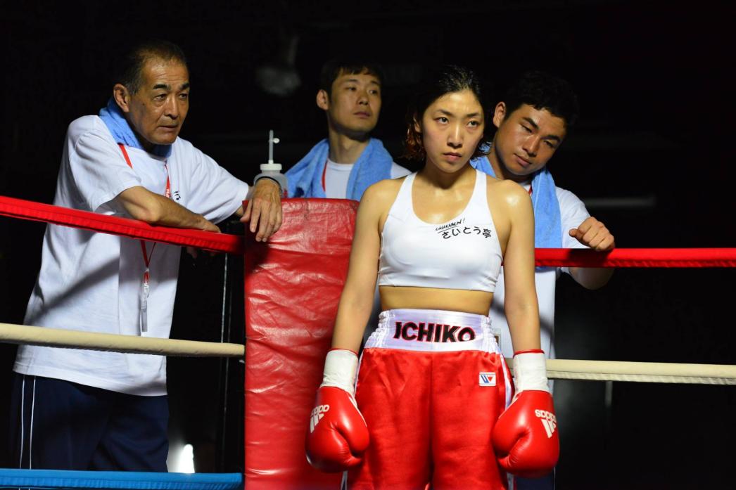 学习拳击一个月后,一子的身材没有发生太明显的变化,但观众从她的