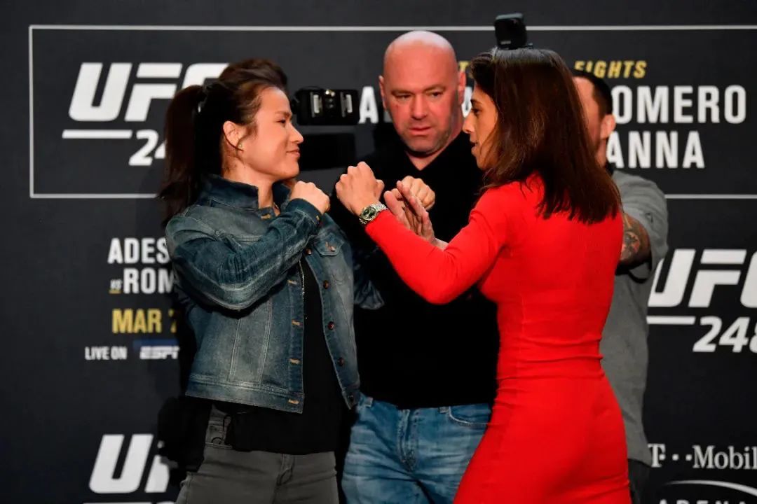 张伟丽vs乔安娜:从对手到朋友!_新浪财经_新浪网