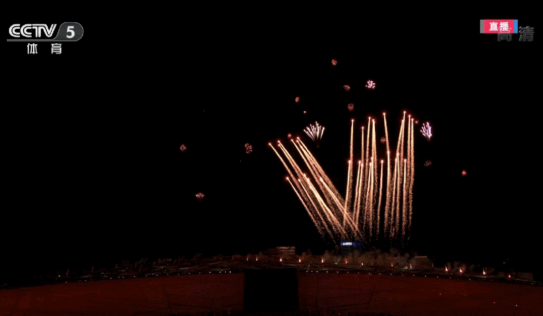 而以烟花与表演相结合的花火剧团更是凭借其"焰遇"系列焰火嘉年华成为