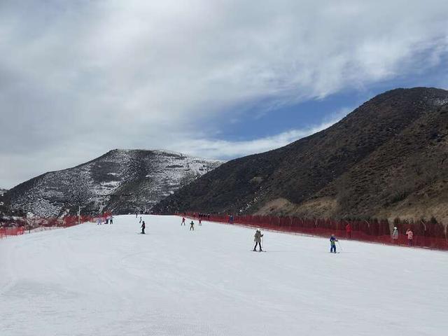 凉城岱海滑雪场图片