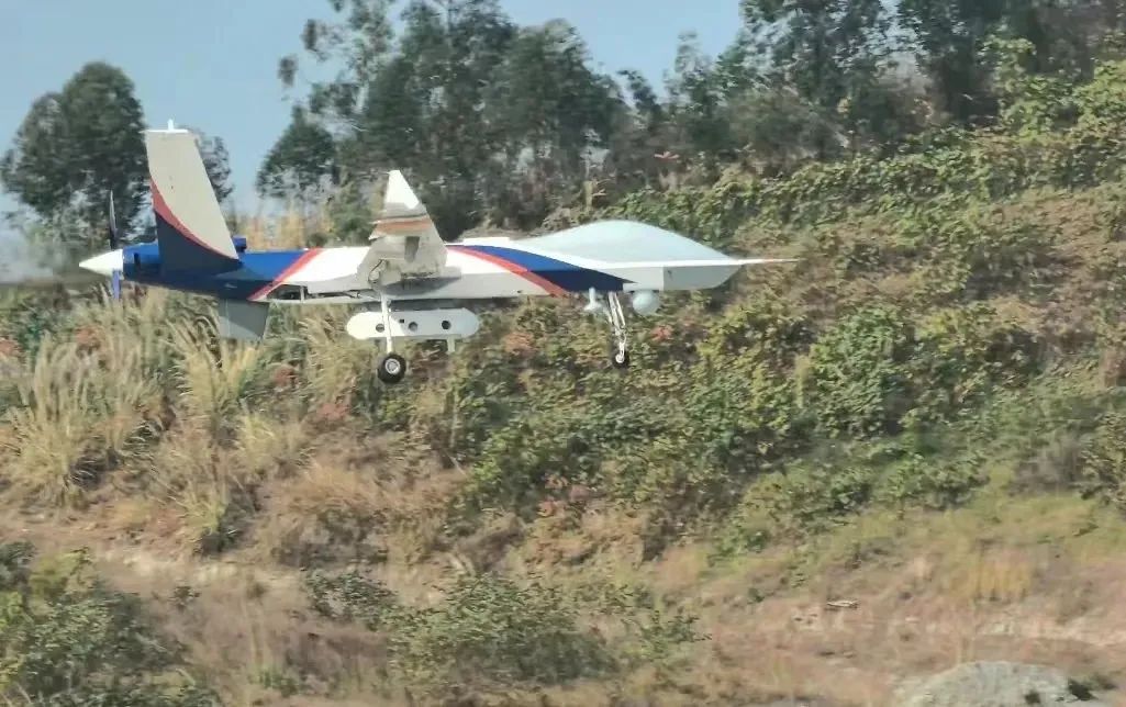 翼龙-2h应急救灾型无人机出动赴地震灾区执行应急救灾任务.