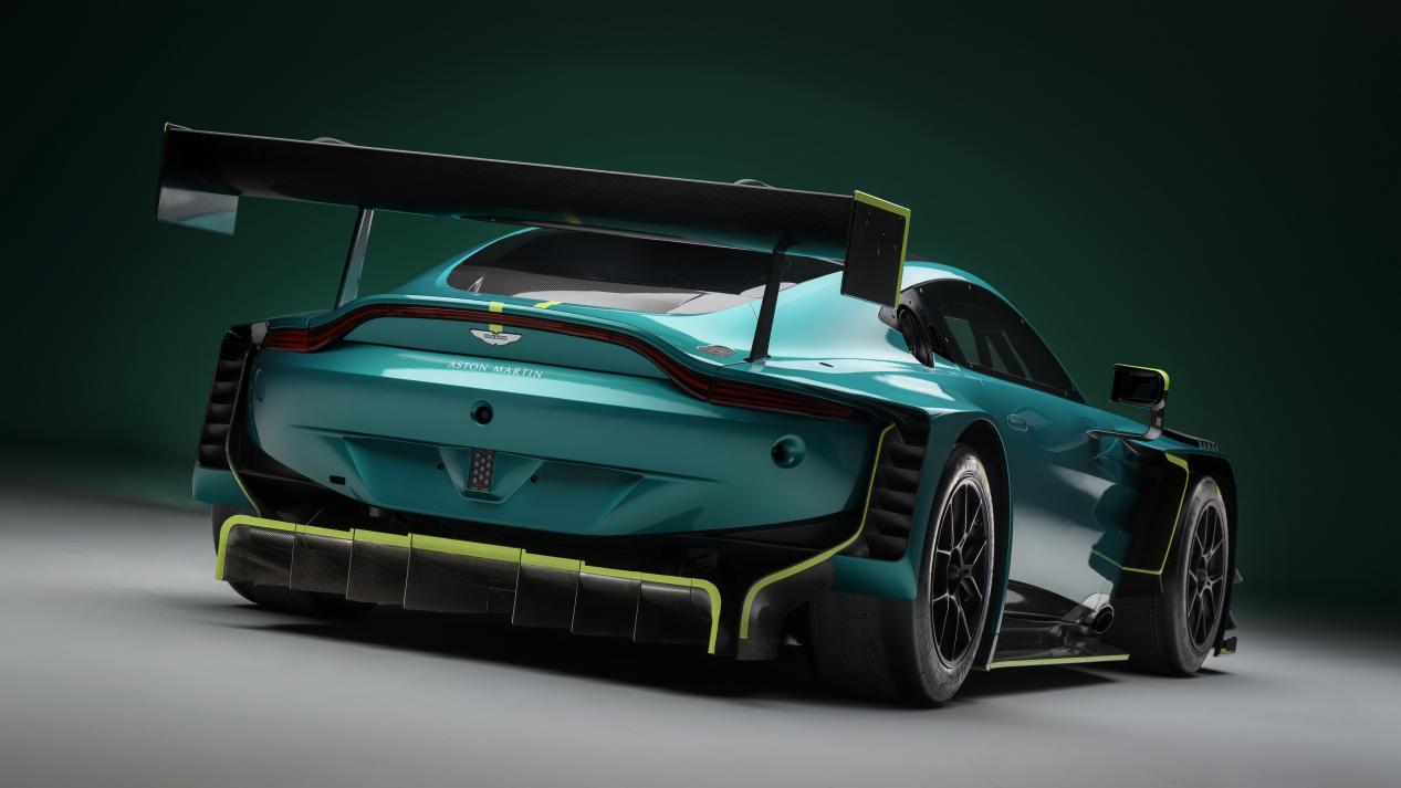 性能猛兽阿斯顿马丁全新vantagegt3赛车官图发布
