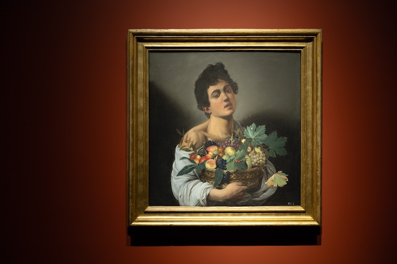 卡拉瓦乔,《捧果篮的男孩》,约1595年此外,"卡拉瓦乔与巴洛克奇迹"是