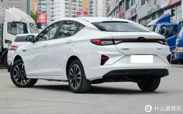 售1809万元纯电续航460km江淮爱跑新增车型上市