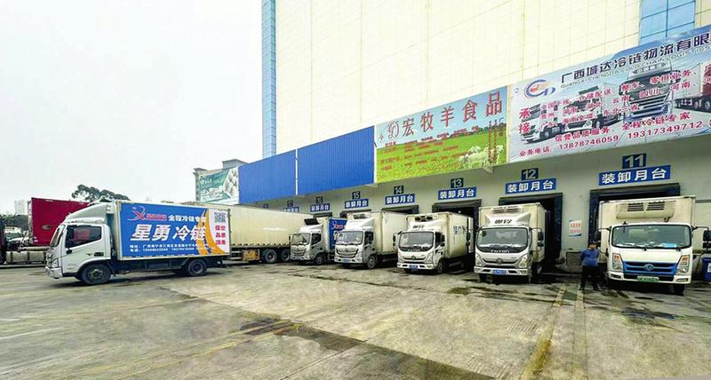 壮宁冷藏公司通过对运输车辆进行科学管理,提高食品流通效率.