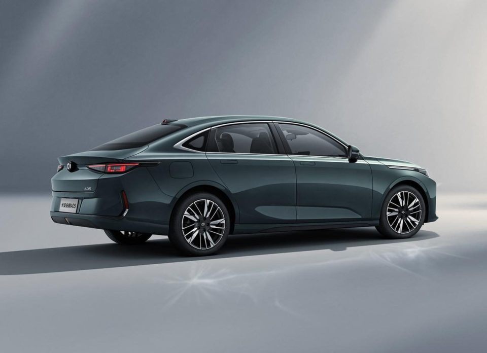 降价后，启源A05和秦PLUS都只要8万，这下该买谁？