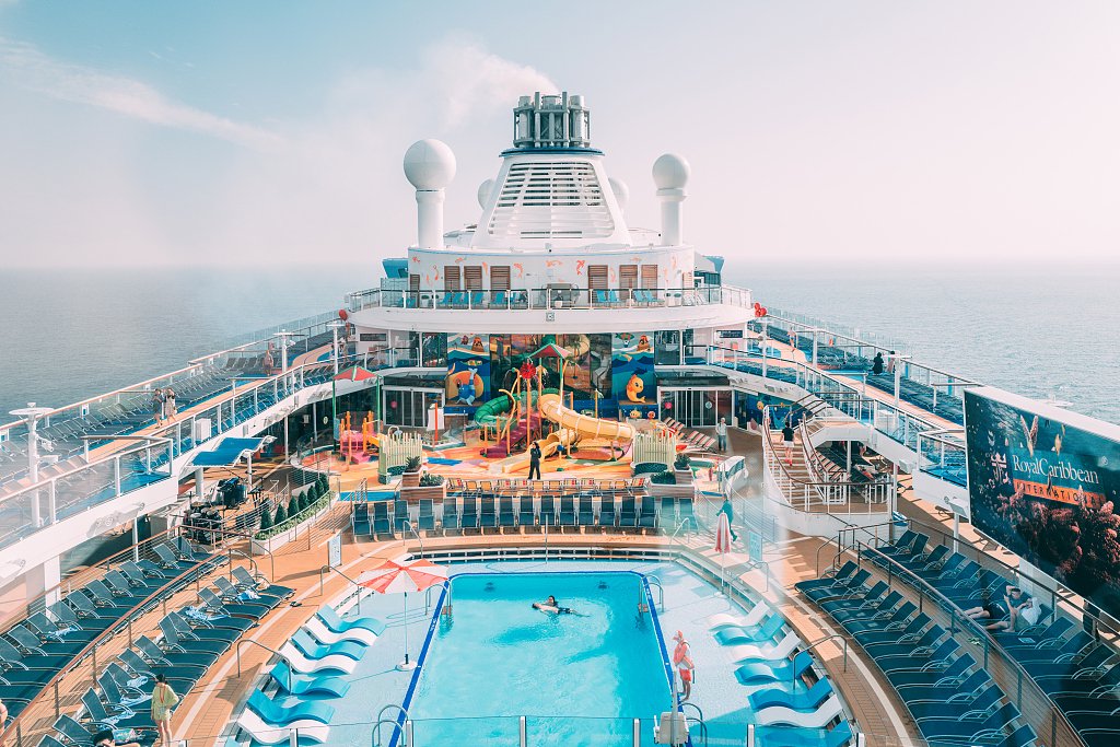 皇家加勒比海洋光谱号 视觉中国 资料图