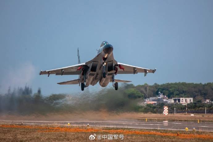 歼11b超清壁纸上新_新浪财经_新浪网