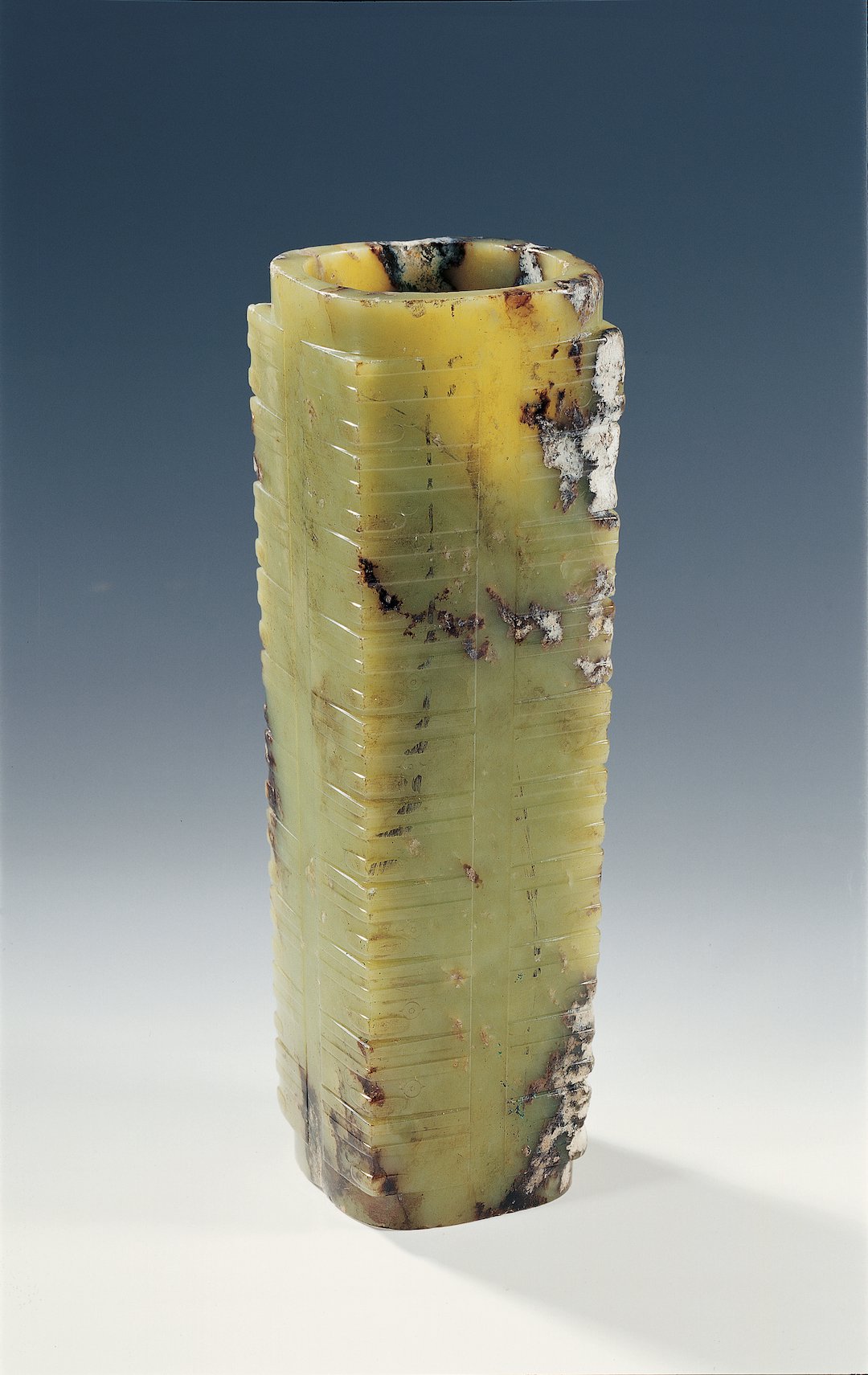 十节玉琮&nbsp;良渚文化(公元前3300年—前2300年)2001年四川成都金沙