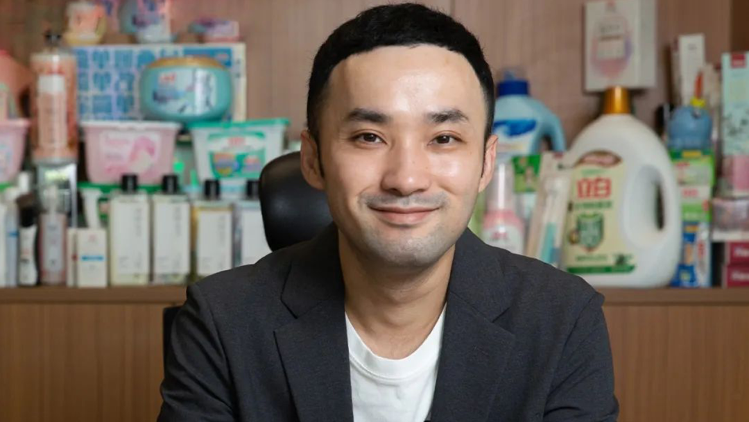 37岁的"广东好人"陈泽滨,能否扛起立白新旗帜?|白新_新浪财经_新浪网