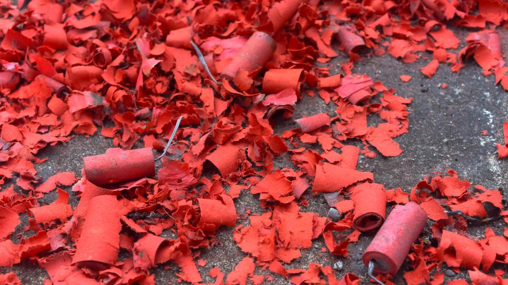 马上评|烟花夺命悲剧之后:让治理更精准,安全不打折