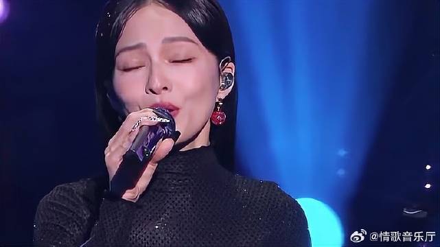 无法超越的经典! 张韶涵把《篇章》唱绝了,高音王者出击|张韶涵|王者|篇章_新浪新闻
