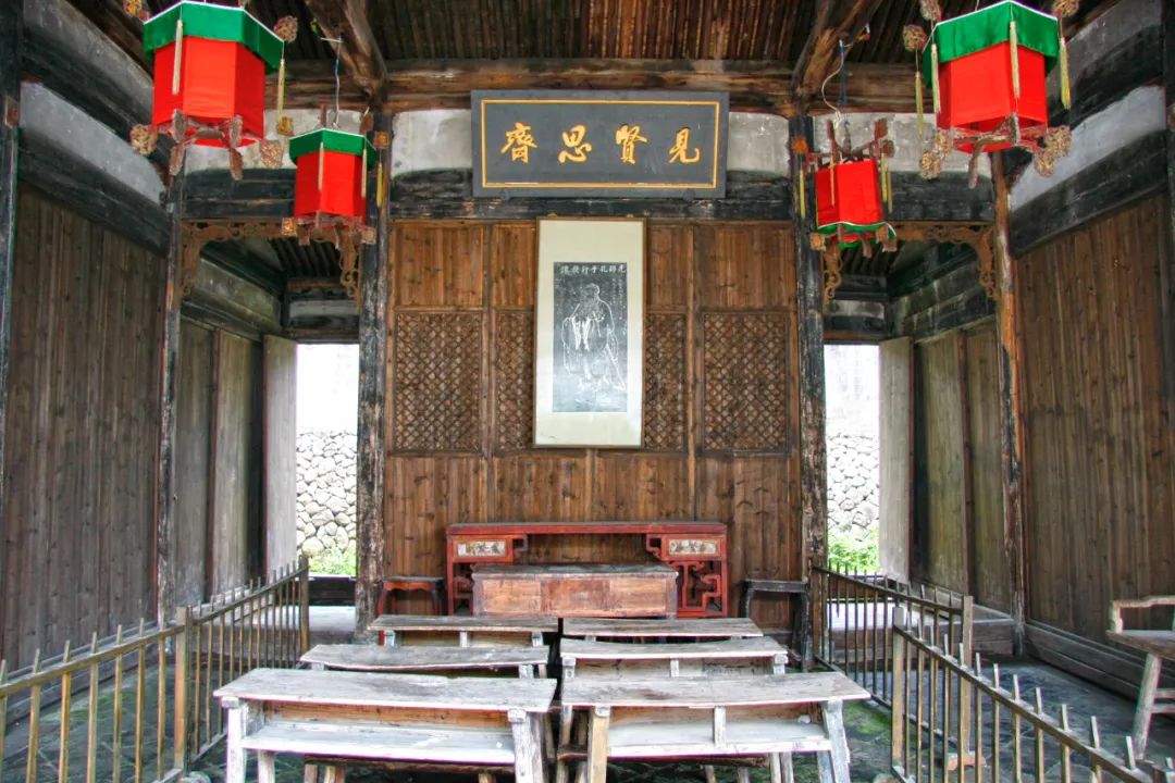 楠溪江风景区芙蓉古村中的芙蓉书院讲堂.(图/图虫创意)