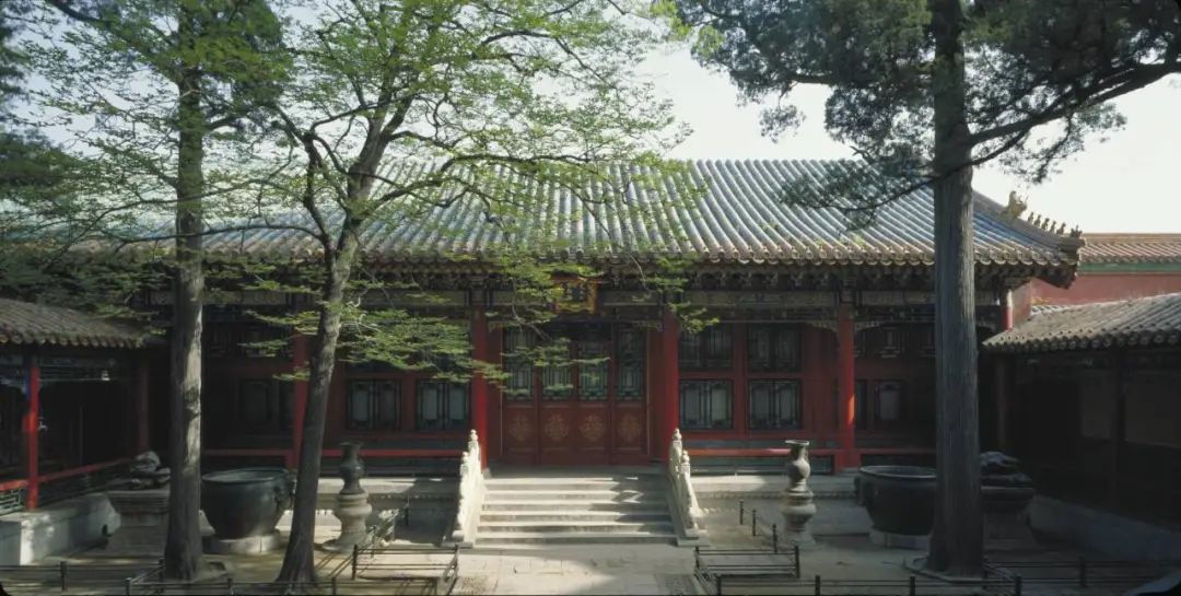 旧宫新语丨虚拟的园林——清宫倦勤斋通景线法画的时空营造