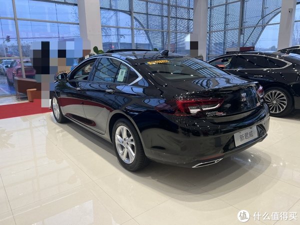 别克君威简单体验