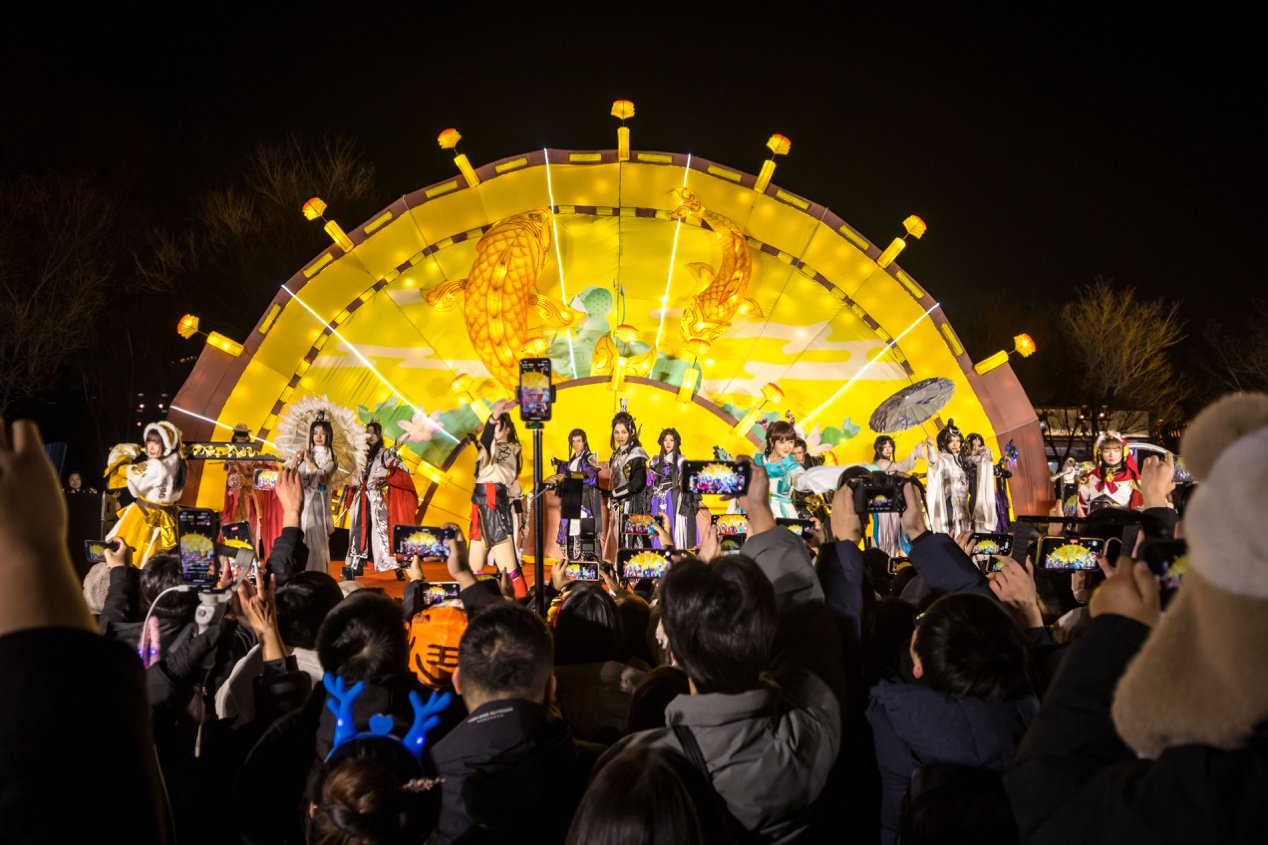 2024年唐山南湖灯会既对传统文化保持敬意，也对潮流文化有效吸纳。主办方 供图