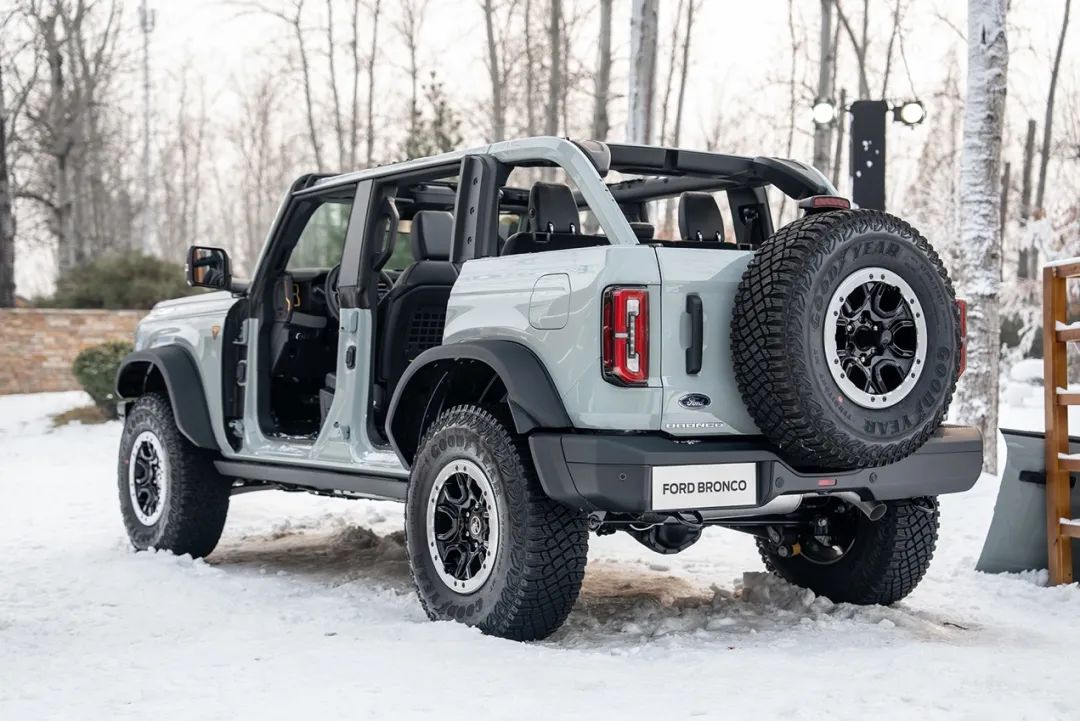 男人的梦想这几台硬派suv实力爆表最低不到14万就能买