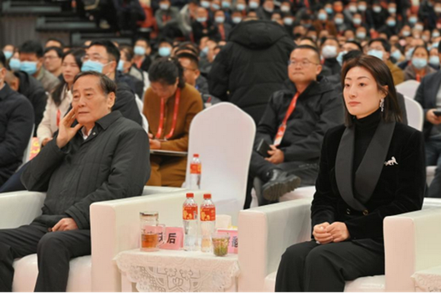 （图源:娃哈哈官网）