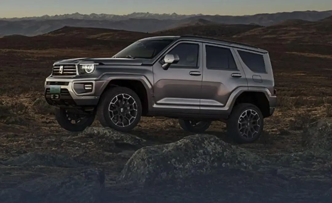 30t9at机械四驱非承载3把锁不到50万买大g