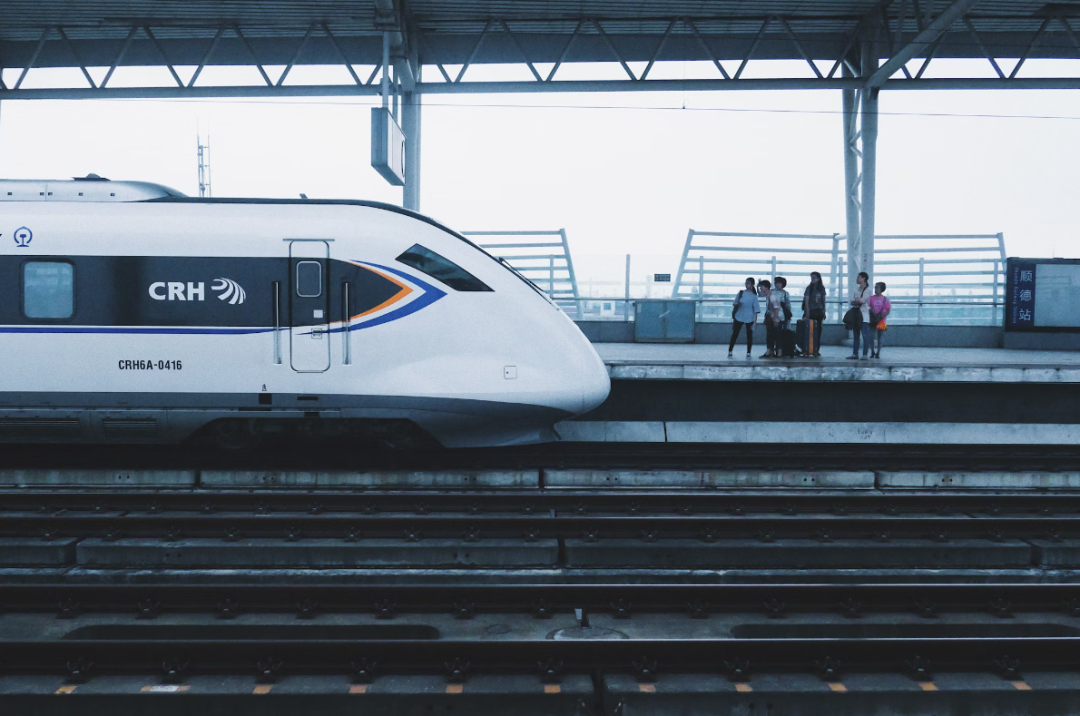 项目建成后,将形成长沙至厦门方向的快捷高铁通道,以及长沙至深圳方向