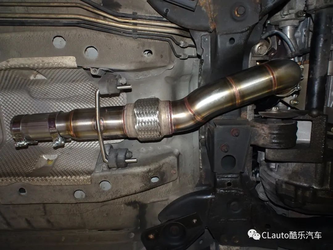 如果你拥有一辆涡轮增压汽车,那么可以尝试升级downpipe,会给你不一样