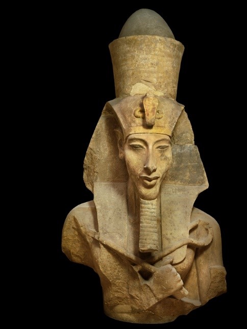 阿蒙荷太普四世雕像阿赫荷太普王后的手镯(本文图文资料由上海博物馆