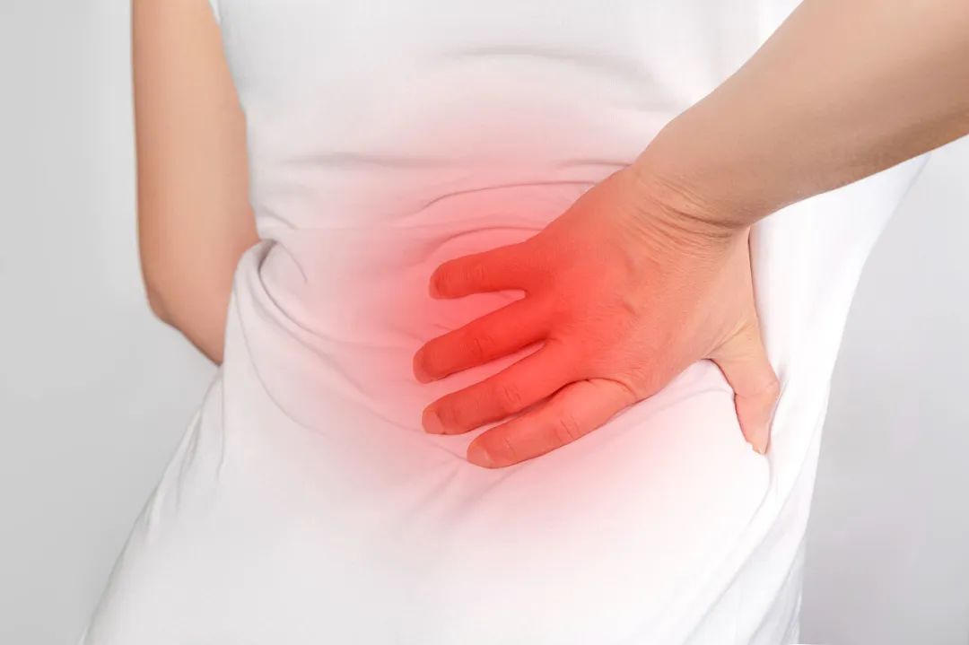 坐久了腰窝疼,真不怪腰,可能是这里出了大问题!_新浪财经_新浪网