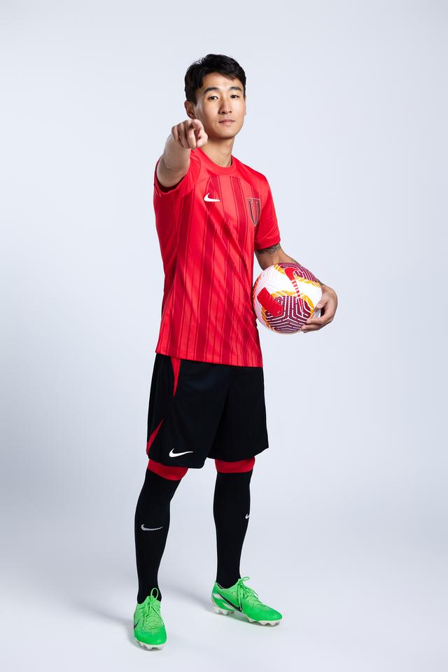 中超转会市场逐渐复苏:标王1440万元,外援名额全部用满