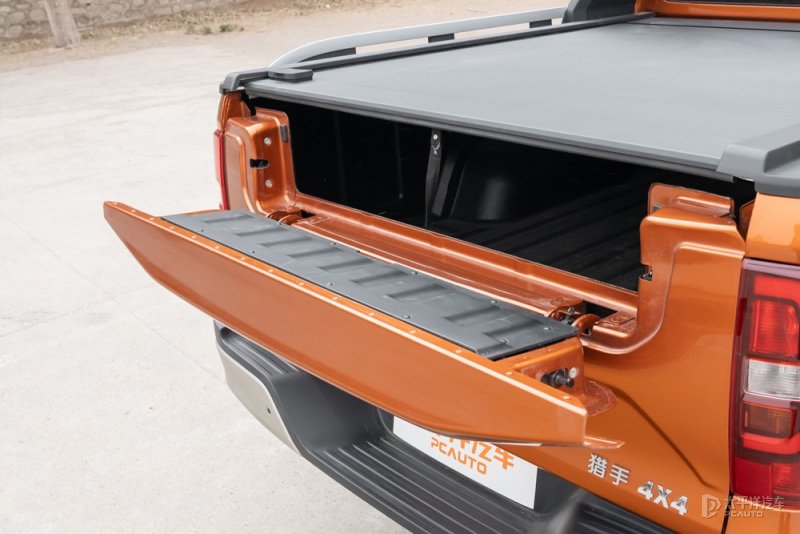 全球首款增程式皮卡长安猎手上市售1399万元起